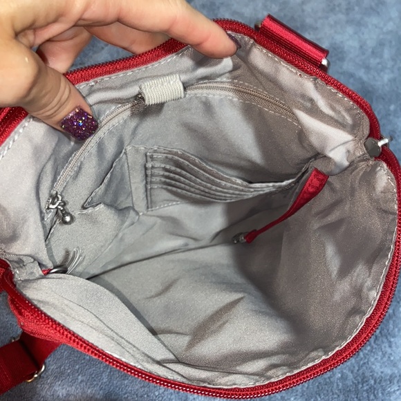 Nwot BAGGALLINI Red Horizon Crossbody Bag Purse Nylon Pockets - Picture 7 of 10